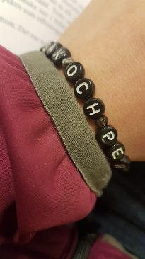 NYMUCKAD, TRASIG OCH VILSEN.